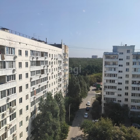 
   Продам 3-комнатную, 84 м², Думенко ул, 11В

. Фото 7.