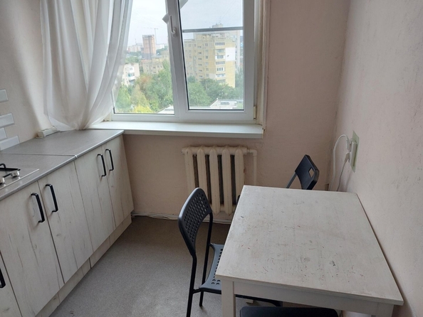 
   Продам 1-комнатную, 31 м², Космонавтов пл, 8/3

. Фото 3.