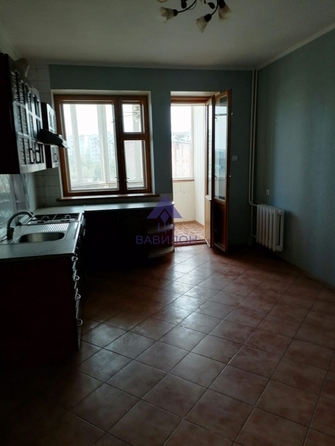 
   Продам 3-комнатную, 120 м², Гагарина пл, 7И

. Фото 4.