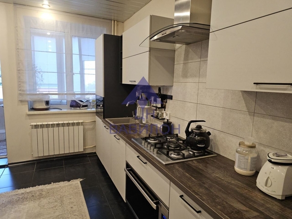 
   Продам 4-комнатную, 130 м², Гагарина пл, 7Ж

. Фото 8.