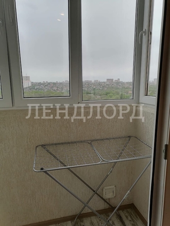 
   Продам 1-комнатную, 22 м², Комарова б-р, 40/2

. Фото 1.