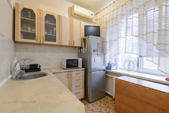 
   Продам 3-комнатную, 74 м², Профсоюзная ул, 29/22

. Фото 14.