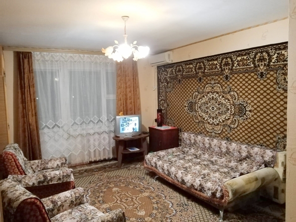 
   Продам 1-комнатную, 35.8 м², 18-я линия ул, 69

. Фото 2.