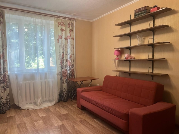 
   Продам 1-комнатную, 19 м², Ленина пр-кт, 90 к 2

. Фото 4.