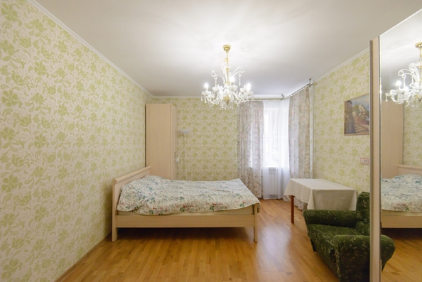 
   Продам 2-комнатную, 56 м², Вересаева ул, 103/2

. Фото 9.