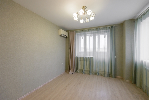 
   Продам 1-комнатную, 53 м², Буденновский пр-кт, 120/1с2

. Фото 3.