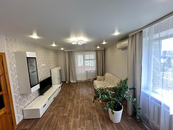 
   Продам 4-комнатную, 85.6 м², Еременко ул, 66/6

. Фото 2.