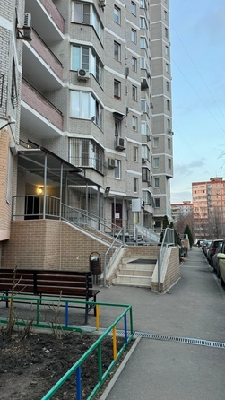 
   Продам 2-комнатную, 72 м², 339-й Стрелковой Дивизии ул, 12 к Д

. Фото 11.