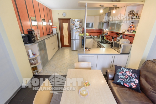 
   Продам 4-комнатную, 138 м², Богатяновский Спуск пр-кт, 2в

. Фото 13.