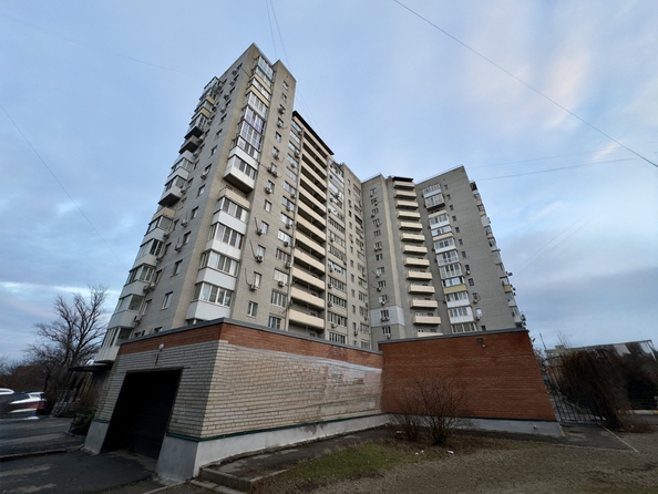 
   Продам 3-комнатную, 97.5 м², 40-летия Победы пр-кт, 95 к 6

. Фото 13.