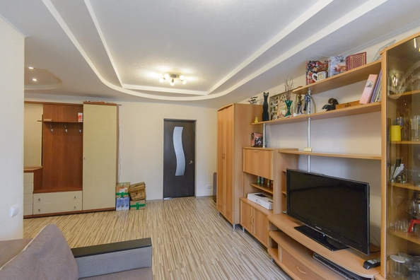 
   Продам 2-комнатную, 44 м², Зорге ул, 2

. Фото 2.