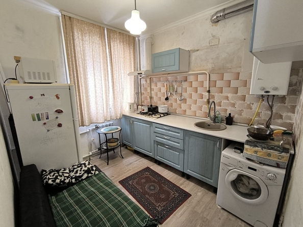 
   Продам 2-комнатную, 34 м², Новаторов ул, 12 в

. Фото 1.