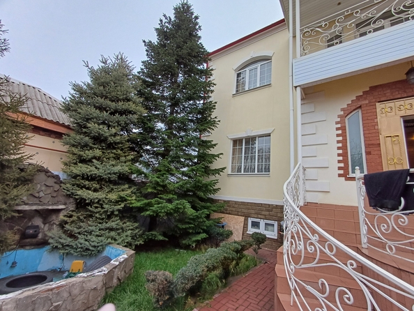 
   Продам дом, 350 м², Ростов-на-Дону

. Фото 3.