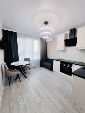 
   Продам 2-комнатную, 51 м², Ткачева ул, 21

. Фото 4.