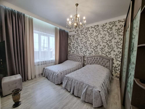 
   Продам дом, 260 м², Ростов-на-Дону

. Фото 8.