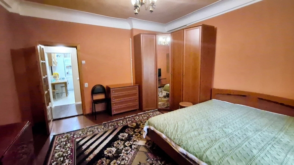 
   Продам 3-комнатную, 71 м², Сеченова ул, 12

. Фото 10.