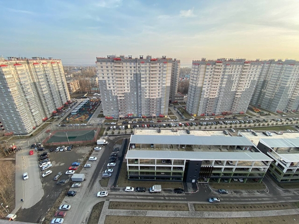 
   Продам 1-комнатную, 50 м², Берберовская ул, 32

. Фото 18.