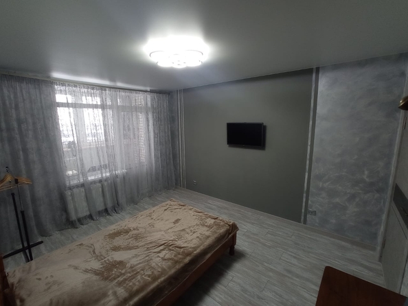 
   Продам 3-комнатную, 72 м², 2-я Краснодарская ул, 169б

. Фото 7.