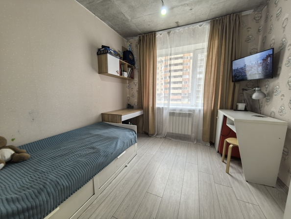 
   Продам 3-комнатную, 58 м², Городовикова ул, 34

. Фото 13.