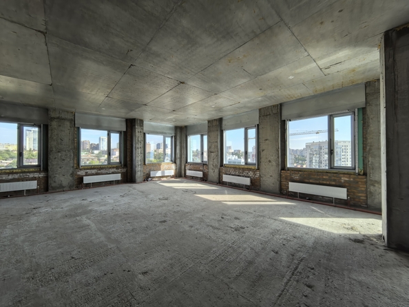 
   Продам 3-комнатную, 117 м², Береговая ул, 55

. Фото 4.