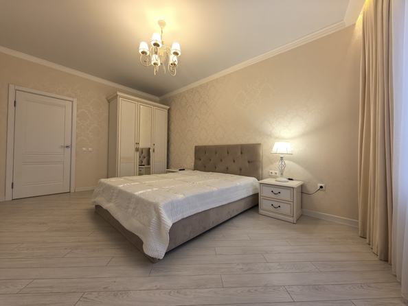 
   Продам 2-комнатную, 77 м², Береговая ул, 117

. Фото 1.