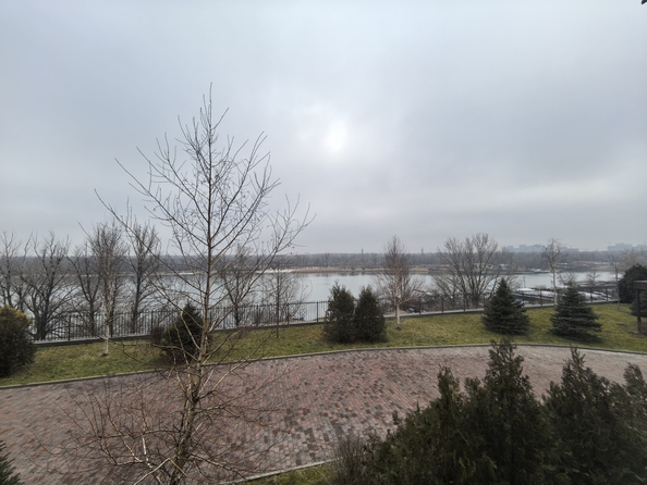 
   Продам 2-комнатную, 77 м², Береговая ул, 117

. Фото 10.