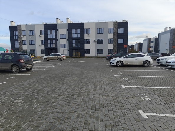 
   Продам 2-комнатную, 49 м², Олимпийское Кольцо ул, 36

. Фото 23.