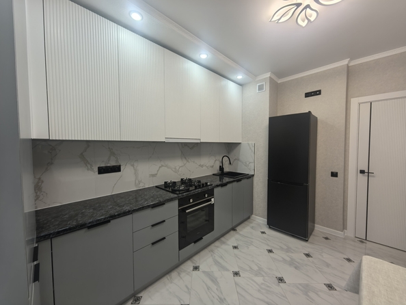
   Продам 1-комнатную, 37.9 м², Берберовская ул, 32

. Фото 3.
