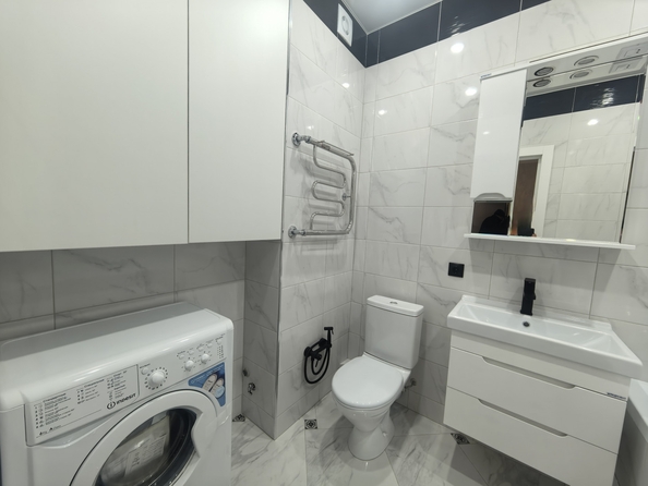 
   Продам 1-комнатную, 37.9 м², Берберовская ул, 32

. Фото 7.