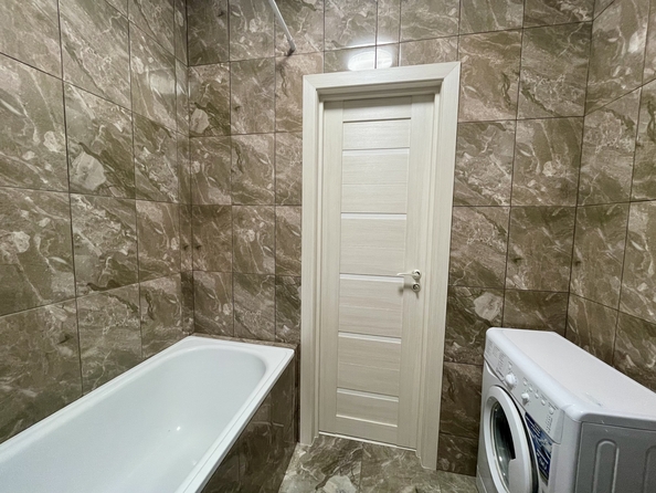 
   Продам 1-комнатную, 44 м², Шеболдаева ул, 95с

. Фото 7.