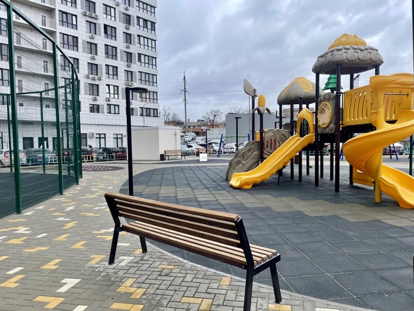
   Продам 1-комнатную, 44 м², Шеболдаева ул, 95с

. Фото 18.