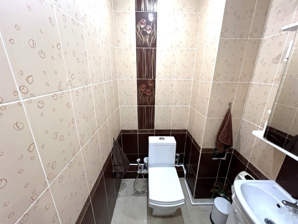 
   Продам 2-комнатную, 76 м², 40-летия Победы пр-кт, 85

. Фото 11.