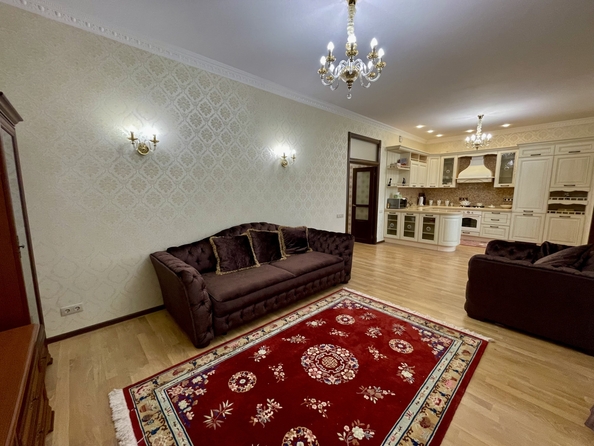 
   Продам 3-комнатную, 88.9 м², Благодатная ул, 211

. Фото 15.