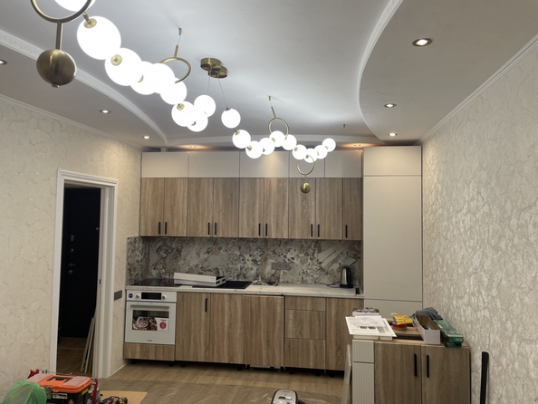 
   Продам 1-комнатную, 53 м², Батуринская ул, 163

. Фото 2.