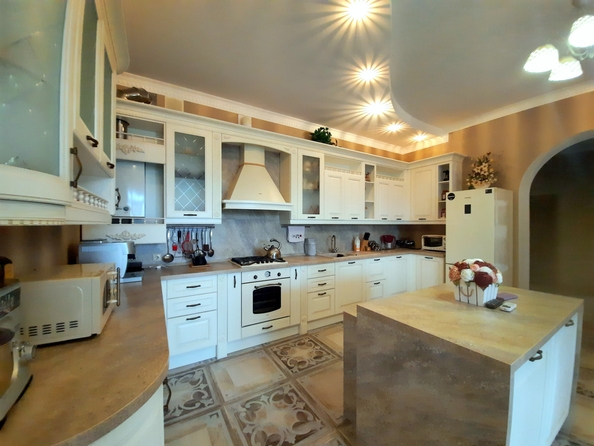 
   Продам дом, 392.8 м², Ленинаван

. Фото 5.