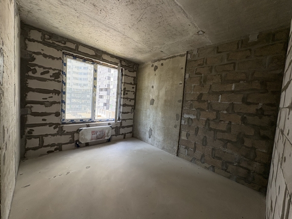 
   Продам 1-комнатную, 38.7 м², Жмайлова ул, 19а

. Фото 2.
