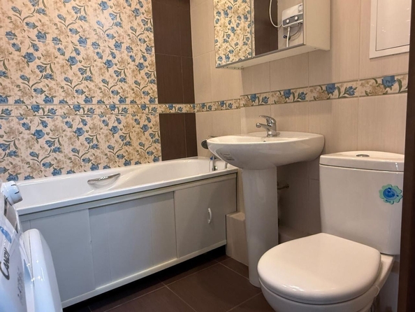 
   Продам 1-комнатную, 50.7 м², Малиновского ул, 66

. Фото 9.