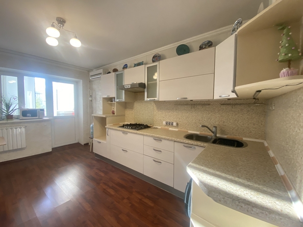 
   Продам 2-комнатную, 70 м², Извилистая ул, 11

. Фото 1.