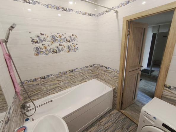 
   Продам 1-комнатную, 36 м², Еременко ул, 90

. Фото 11.