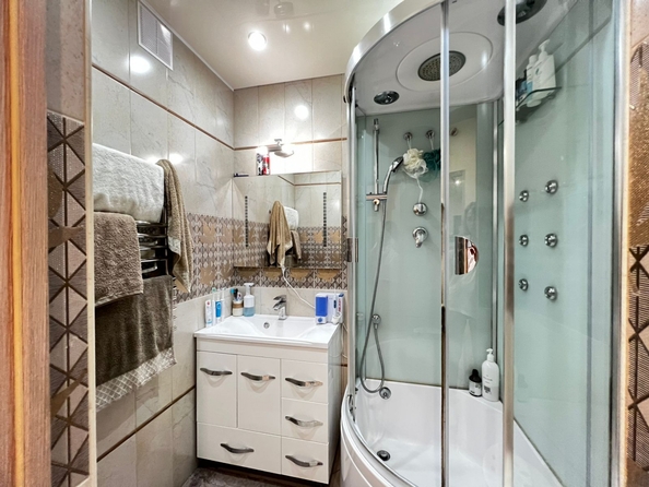 
   Продам 3-комнатную, 63 м², Комарова б-р, 10

. Фото 6.