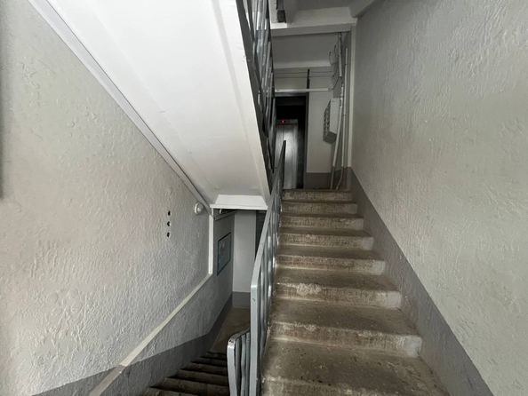 
   Продам 1-комнатную, 33 м², Нансена ул, 121

. Фото 10.