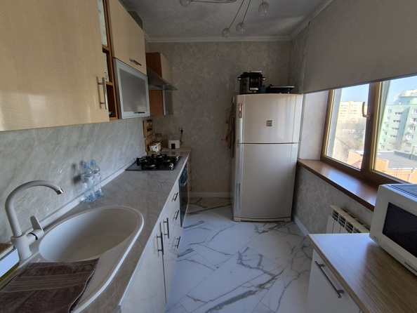 
   Продам 3-комнатную, 80 м², Таганрогская ул, 126

. Фото 10.
