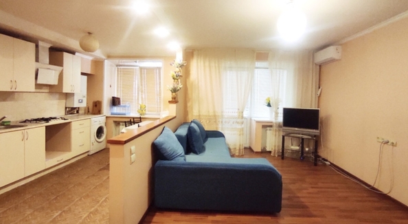 
   Продам 1-комнатную, 36.4 м², 40-летия Победы пр-кт, 103

. Фото 2.