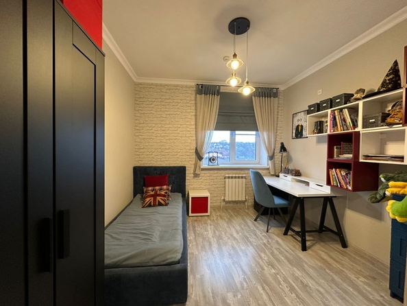 
   Продам 3-комнатную, 75.5 м², Фрунзе ул, 1/10

. Фото 4.