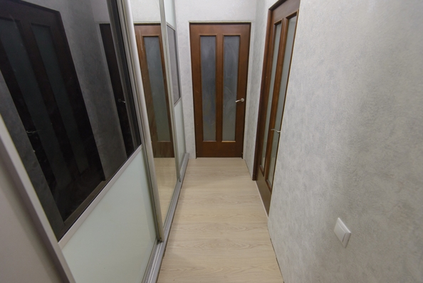 
   Продам 3-комнатную, 74 м², Вятская ул, 75/2

. Фото 12.