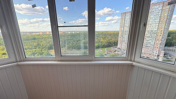 
   Продам 2-комнатную, 71.4 м², Вятская ул, 37а

. Фото 5.