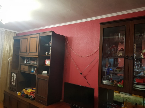 
   Продам 3-комнатную, 64 м², Грисенко ул, 21

. Фото 3.