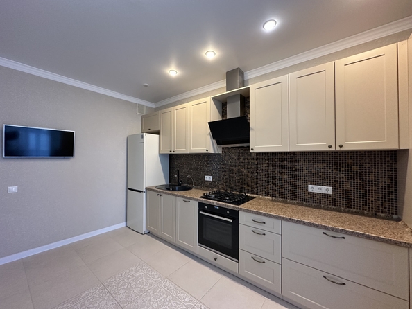 
   Продам 2-комнатную, 72.8 м², Береговая ул, 117Б

. Фото 14.