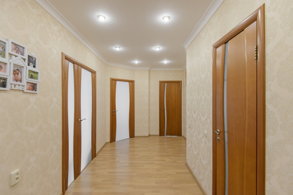 
   Продам 2-комнатную, 76 м², 40-летия Победы пр-кт, 85

. Фото 10.