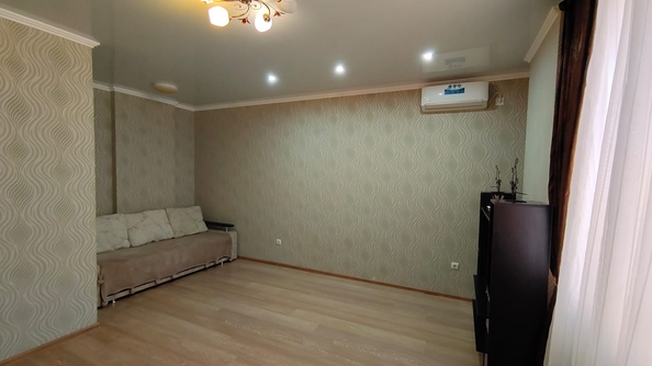 
   Продам 1-комнатную, 41 м², Маяковского ул, 12

. Фото 2.